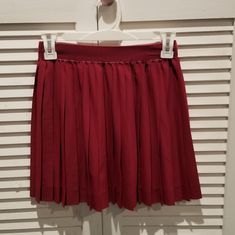 Maroon Pleated Skirt With Velvet Waistband This Is A Short Style Skirt Approximately 15 Inches In Length New With Tags, Never Worn H&M Size 6 But Runs Small (More Like A 1-3) Red Pleated Skirt For School In Spring, Red Fitted Skirt With Elastic Waistband, Red Lined Skirt For School, Red Pleated Short Tennis Skirt, Fitted Pleated Skirt By H&m, Fitted Pleated Skirt From H&m, Red Fitted School Uniform Skirt, Fitted Red School Uniform Skirt, Fitted Pleated H&m Skirt