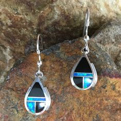 David Rosales Black Beauty Inlaid Sterling Silver Earrings Contemporary Southwest, Native American Jewellery, Arrow Jewelry, Inlay Jewelry, Black Jade, Black Arrow, Southwest Jewelry, Red Moon, Handcrafted Earrings