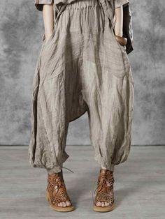 Overview: (1)100% Linen Fit &Sizing: Non- Stretchable #harempants #linen #apricot #plussize Looks Hippie, Early Fall Outfits, Linen Layers, Fall Pants, Cropped Linen Pants, Linen Crops, Mode Boho, Linen Clothes, Ankle Pants