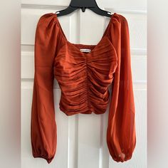 Women’s Abercrombie & Fitch Burnt Orange Long Sleeve Blouse Size Xxs New With Tags Long Sleeve Ruched Top For Night Out, Ruched Long Sleeve Top For Night Out, Chic Ruched Crop Top For Fall, Ruched Party Blouse For Fall, Chic Fall Tops With Ruched Detail, Chic Ruched Tops For Fall, Fitted Crop Top For Fall Brunch, Fitted Crop Top For Brunch In Fall, Fitted Ruched Tops For Fall