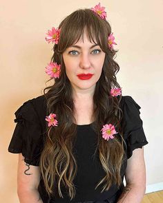 25 Hawaiian Hairstyles for the Cutest Island Look Long Shag With Curtain Bangs, Shag With Curtain Bangs, Long Shag, Face Framing Bangs, Face Framing, Curtain Bangs, Photo Credit