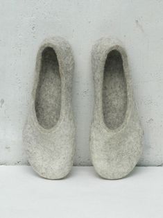 Felted slippers for men - laconic, simple form and color. You may choose light grey or dark, charcoal grey. The slippers can be excellent gift for birthday or Housewarming These simple and natural slippers are made by hand using just homemade olive soap and warm water. They can be created for you! Felted clogs will be decorated with brass rivets with our logo. If you have allergy for metal please inform us. Non-slip sole is covered with natural latex. Now slippers are also available in rubber so Gray Flat Slip-ons With Rubber Sole, Comfortable Flat Slippers For Everyday, Gray Non-slip Closed Toe Slippers, Comfortable Gray Slippers With Rubber Sole, Gray Closed Toe Slippers With Rubber Sole, Cosy Candles, Beige Slippers, Grey Slippers, Felted Slippers