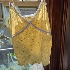 Wild Love Lg Beautiful Yellow Tank Top With Tiny White Daisies On It! Never Worn. Lace Detail And Spaghetti Straps. Really Feminine And Soft. Yellow Tank, Wild Love, Yellow Tank Top, White Daisies, Yellow Lace, Lace Tank Top, Lace Tank, Yellow Flowers, Lace Detail