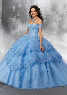 Masquerade Quinceanera, Charro Quinceanera Dresses, Quinceñera Dresses, Quinceanera Dresses Blue, Pretty Quinceanera Dresses, Quince Dress, Detachable Sleeves, 16 Dresses, Pageant Gowns