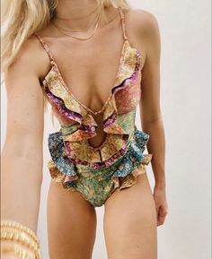 Swimsuit Colorful, Ruffle Swimwear, Multicolor Flowers, Quoi Porter, Best Swimsuits, Success Motivation