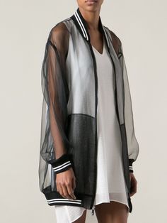 Looks Adidas, Mode Kimono, Sport Chic, Bomber Jackets, Mode Inspiration, Sport Wear, Fashion Details, Sport Fashion, Look Fashion