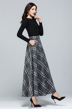 Feminine wool maxi skirt From Xiaolizi handmade studio #woolskirt#fallfashion#falloutfit##vintagelady#xiaolizihandmade#ruthnmathise #xiaolizi Floral Maxi Skirt Outfit, Realistic Outfits, Wool Maxi Skirt, Feminine Clothes, Plaid Wool Skirt, Tailored Clothes, Ankle Length Skirt, Maxi Skirt Outfits, Crochet Clothing