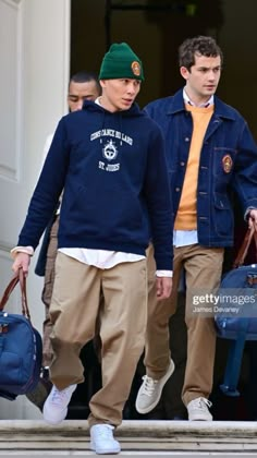 Preppy Sporty Outfits Men, Aki Menzies Outfits, Preppy Streetwear Men, Outfits Inspiration Men, Gossip Girl Uniform, Aki Menzies, Gossip Girl Outfits Inspiration, Old Money Men, Money Men