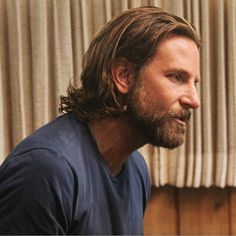 Bradley Cooper Haircut, Jackson Maine, Bradley Cooper Hair, Cooper Hair, Barber Haircuts, Men's Long Hairstyles, Long Beards, Undercut Hairstyles, Bradley Cooper