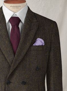 Take your tailoring game to the next level with our Harris Tweed Melange Brown Double Breasted Jacket, ideal for both formal and casual occasions. Crafted from wool, the jacket is luxuriously smooth and soft to touch and weighs perfect to keep you comfy. Wear it for formal occasions, business functions, and everyday winter attire. 
 
 Look Includes  Harris Tweed Melange Brown Fabric  Double Breasted Jacket Style  Peak Lapel  Horn Royal Black Buttons  Single Vent  Three Cuff Buttons   
 You can c Luxury Tweed Blazer With Lapel Collar, Elegant Tweed Sport Coat With Lapel Collar, Elegant Tweed Sport Coat With Suit Collar, Luxury Tweed Sport Coat With Notch Lapel, Luxury Tweed Jacket With Welt Pockets, Elegant Tweed Suit With Lapel Collar, Formal Tailored Tweed Sport Coat, Tailored Tweed Sport Coat For Formal Occasions, Luxury Tweed Jacket For Semi-formal Occasions