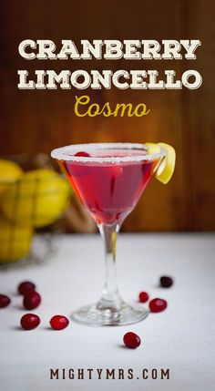 Cosmos Drinks Recipes, Cosmo Recipe Cocktails, Fun Martini Recipes, Lemoncello Recipes Drinks, Lemoncello Recipes, Cosmopolitan Drink Recipe, Cosmo Drink, Cosmo Martini, Cosmopolitan Drink