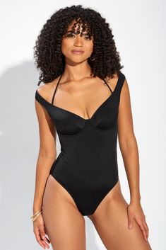 Convertible straps Underwired cupsNon paddedHalter strap detail Stylish shoulder strap Channel your inner movie star in this underwired swimsuit. A classic and feminine cut to enhance your natural figure, this control swimsuit you leave you look and feeling fabulous this summer. With off the shoulder and double strap detailing, you get to choose how you style this luxe swimsuit. Chic Swimwear With Adjustable Straps For Night Out, Summer Strappy Swimwear With Removable Straps, Fitted Party Swimwear With Removable Straps, Elegant Underwire Bodysuit With Straps, Party Bodysuit With Underwire And Adjustable Straps, Party Bodysuit With Adjustable Straps And Underwire, Chic Underwire Swimwear For Evening, Chic Evening Swimwear With Underwire, Elegant Party Swimwear With Straps