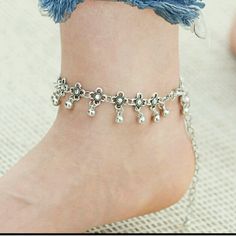 Silver Anklets Designs, Horn Pendant Necklace, Bohemian Flower, Barefoot Sandal, Foot Bracelet, Leg Chain, Silver Jewelry Box, Silver Collection, Moon Pendant Necklace