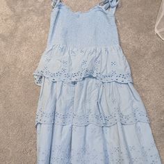 (American Eagle) Size: Small. Blue With Lacy And Floral Details. Free Pull Over Shirt Is Low Cut, Gray And Has An Original Value Of ~$40. Floral Short Dress, Blue Lacy, Free Cover, Floral Dresses Short, Over Shirt, Dresses Blue, Floral Short, Short Dress, Low Cut