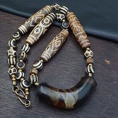 Himalayan Tibetan Suleimani Agate, with Burma Pumtek Beads Necklace  | eBay Antique Jewelry Necklace, The Necklace, Stunning Necklace, Agate Beads, Beads Necklace, Himalayan, Vintage Watches, Antique Jewelry, Vintage Antiques