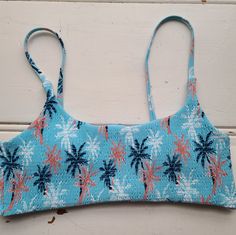 Cyn & Luca Bralette Bikini Top Nwt Part Of 5/$25 Plus Shipping Deal! Blue Palm Tree Print Swimwear For Summer, Blue Palm Tree Print Swimwear For Beach, Blue Palm Tree Print Swimwear For Vacation, Blue Palm Tree Print Swimwear, Blue Palm Tree Print Swimwear For Beach Season, Blue Swimwear With Palm Tree Print For Pool, Blue Palm Tree Print Swimwear For Pool, Blue Palm Tree, Purple Swimsuit