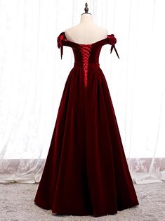 Optional item you can write in order notes: 1. Add Slit; 2. Change from corset to zip on back; 3. change designs on neckline / back / sleeves. For any other customization request, please directly contact us in CHAT Princess off-the-shoulder velvet prom dress for mini wedding, wedding guest, reception and other formal events. Dress photos is only for your reference on design. Colors can be changed according to your needs. If you want to choose other colors on swatch, please select "Other Colors" Winter Evening Dresses, White Prom Dress Long, Backless Formal Dresses, Ombre Prom Dresses, A Line Prom Dress, Bow Sash, Velvet Prom Dress, Prom Dress Shoes, Winter Evening