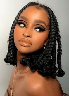 Summer is the time of year to switch things up. With a cute short braid hairstyle, you will look summer-ready and feel a little cooler. #afrohairstyle Faux Loc, Mekap Mata, Short Box Braids Hairstyles, Makeup Tip, Short Box Braids, Makeup For Black Skin, Smink Inspiration, Short Braids, Box Braids Hairstyles