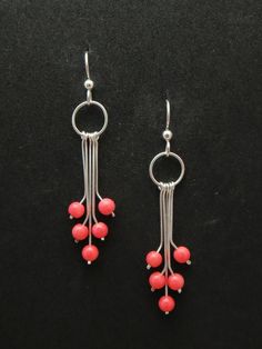 Dyed pink Coral Sterling Silver. Anting Manik, Earrings Diy, Jewelry Techniques, Wire Wrapped Earrings, Pink Coral