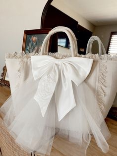 Bride Canvas Tote White Tote Bag With Pearl Handle, Rectangular Shoulder Bag With Dust Bag For Wedding, White Handheld Shoulder Bag For Wedding, Wedding Tote Bag With Pearl Handle, White Shoulder Bag For Wedding Gift, Elegant Canvas Bag With Removable Pouch, White Shoulder Bag With Detachable Handle For Wedding, Chic Wedding Tote Shoulder Bag, Chic Tote Shoulder Bag For Wedding