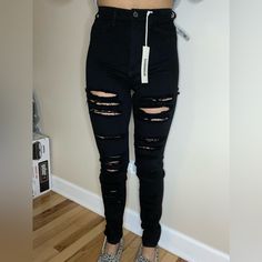 Size 5 High Waisted Skinny Jeans Brand New With Tags Edgy High Rise Fitted Bottoms, Edgy Fitted High Rise Pants, High Waist Ripped Black Pants, High Rise Black Slim Fit Bottoms, High Rise Slim Fit Black Bottoms, Ripped Fitted Bottoms For Fall, Ripped Fitted Mid-rise Bottoms, Black High Rise Ripped Pants, High Rise Ripped Black Pants