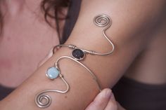 Star Bracelets, Wire Jewelry Making, Garnet Jewelry, Arm Cuff, Star Bracelet, Wire Jewelry, Infinity Bracelet