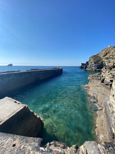 50 shades of blue, stunning ocean view with the sun beaming down on your face. No one around you, just the beautiful beach and waves Portreath Cornwall, 2024 Manifesting, Cornwall Beach, Travel Inspiration Destinations, Big House