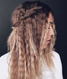 Easy Winter Hairstyles, Long Hair Trends, Hair Crimper, 90s Hairstyles, Sleek Ponytail, Hairdo For Long Hair, Winter Hairstyles, Grunge Hair