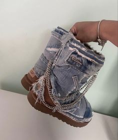 Gianni Core, Summer Outfits Baddie, Baddie Ideas, Custom Skirt, Boots Diy, Outfits Baddie, Culture Magazine, Denim Boots