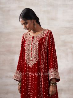 Heena Kochhar, Ethnic Suit, Rose Velvet, Desi Clothes, Indian Wedding Outfits, Pakistani Dress Design, Indian Wedding Dress, Suit Designs