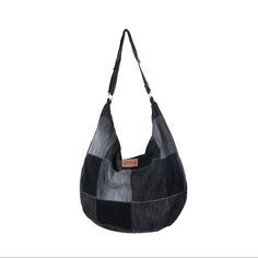 HOBO denim shoulder bag Fantastic HOBO bag made of denim, in the middle has a lining and a small pocket for your trinkets. The classic model-edge material that is currently jeans. Made in a small home studio will meet your needs. Zippered. Machine washable. dimensions: width - 52 height (center) - 34 Black Patchwork Shoulder Bag For Everyday Use, Everyday Patchwork Hobo Shoulder Bag, Everyday Hobo Shoulder Bag With Patchwork, Denim Patchwork Shoulder Bag For Everyday Use, Everyday Denim Patchwork Shoulder Bag, Denim Patchwork Bag For Everyday Use, Upcycling Jeans, Small Home Studio, Jean Purses