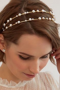 Tiara For Bride, Felt Hair Accessories, Girls Hair Bows Diy, Wedding Jewelry For Bride, Short Wedding Hair, Rhinestone Headband, Embroidery Jewelry, Wedding Tiara, Diy Hair Bows