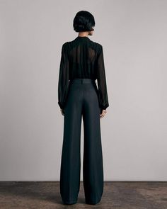 The ultimate trouser. This high-waisted wide leg will be your winter wardrobe must-have. Crafted from a light wool twill fabric. Pair with our Preston Blazer and everyone will assume you are the boss. rag & bone Women's Relaxed Fit Pants | Salute Navy Blue, 14 (also in 00,0,2,4,6,8,10). Relaxed Fit Pants, Knife Pleats, Twill Pants, Fit Pants, The Boss, Twill Fabric, Preston, Winter Wardrobe, Fashion Advice