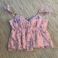 This Is A Hollister Chiffon Babydoll Top That Is Purple And Floral In A Size Medium. It Is Brand New And Has Never Been Worn. Babydoll Top, Hollister Tops, Color Purple, Aesthetic Pictures, Hollister, Baby Dolls, Chiffon, Diamonds, Womens Tops