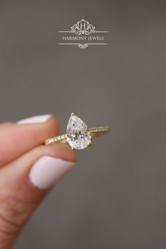 #pearshapediamond #pearshapedengagementring #diamondpearshapeengagementring #diamondengagementring #engagementring #harmonyjewelsldn Baby First Birthday Themes, Snow Wedding, Bespoke Engagement Ring