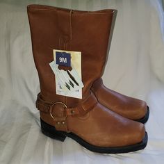 Masterson Boot Co. Cowboy Boots Neoprene Oil Resistant Womens Size 9 Medium Width Brand New, Still Has Tags Attached, But Has Some Scuffs, Marks, And Superficial "Wear" From Being In Storage Was Originally $199.99 Open To Offers! Casual Brown Mid-calf Boots With Reinforced Heel, Brown Leather Work Boots With Square Toe, Western Brown Moto Boots With Closed Toe, Western Style Brown Moto Boots With Round Toe, Western Style Brown Moto Boots With Closed Toe, Brown Wide Calf Moto Boots With Leather Sole, Brown Ankle-high Moto Boots Medium Width, Rugged Wide Calf Brown Boots, Rugged Brown Wide Calf Boots