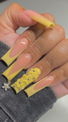 Yellow Nail Ideas Acrylic, Baddie Acrylic Nails Short Spring, Baddie Yellow Nails, Long Square Nail Designs Summer, Yellow Nail Inspiration, Spring Nails Baddie, Long Acrylic Nails Yellow, Yellow Nails Acrylic Coffin Long, Mustard Yellow Acrylic Nails