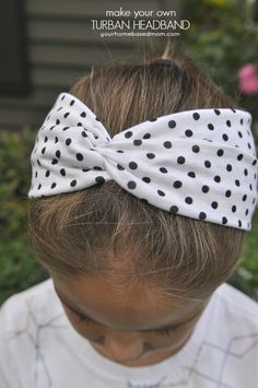 DIY Turban Headbands - so easy to make & so cute! Turban Diy, Turban Headband Tutorial, Baby Band, Baby Turban Headband, Couture Bb, Diy Baby Headbands