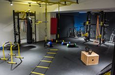 the gym is clean and ready for people to use it as an exercise center,