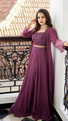 Heavy Indian Dresses Wedding Outfits, Plazo Designs Latest Style Wedding, Partywear Skirt And Top, Traditional Simple Dress, Reception Dress Casual, Farewell Dresses For Women, Crop Top With Plazo Indian, Engagement Sister Outfit, Traditional Wedding Outfits For Ladies