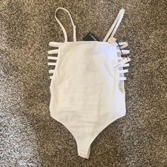 Brand New Forever 21 White Bodysuit Size: Xs/S Stretchy Material Adjustable Straps Seamless Fit Super Cute In New Condition - No Rips Or Stains Create A Bundle To Save Open To Offers! Corset Bodysuit, Sheer Bodysuit, Grey Bodysuit, Floral Bodysuit, Bodysuit Blouse, Tank Bodysuit, Pink Bodysuit, Velvet Bodysuit, Bodysuit Top