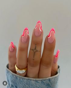 Summer Nails 2024 Almond Shape, Fun Summer Almond Nails, Bahama Nails, Vivi Aesthetic, Pink Almond Nail Designs, Bright Pink Nails, Unghie Nail Art, Hot Pink Nails, Summer Toe Nails