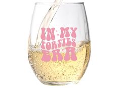 PRICES MAY VARY. MEMORABLE 40TH BIRTHDAY GIFT FOR HER - This "In My 40s Era" wine glass is the perfect gift to commemorate any 40th birthday party for anyone in their forties. Even use it for over the hill 40th birthday party decorations. GREAT BIRTHDAY GIFT FOR WOMEN - This cute in my forties era stemless wine glass is a great gift for birthdays, Christmas, white elephant, mothers day, and valentines day. Funny gift for mom, sister, daughter, or best friend. LONG LASTING AND DURABLE 15oz WINE G 30 Gifts For Your 30th Birthday, 30th Mug, In My 40s Era Birthday, Creative 40th Birthday Gifts For Women, Forty Birthday Ideas For Women, 40th Birthday Wine, In My 40s, 40th Birthday Presents, Funny Wine Glasses