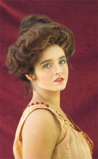 Victorian Beauty, tips & info on their make-up & hair 1910 Hairstyles, 1910 Hair, Victorian Makeup, Victorian Ladies