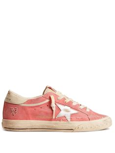 bubblegum pink leather distressed finish front lace-up fastening contrasting branded heel counter appliqué logo logo stamp at side signature star patch to the sides logo patch at the tongue perforated detailing round toe branded insole flat rubber sole Sneakers Pink, Cute Sneakers, Chanel 2, Iconic Bags, Buffalo Leather, Super Star, Summer Beach Wear, Classic Sneakers, Flat Boots