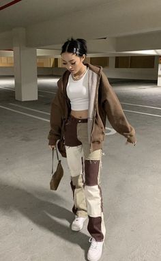 Chique Outfits, Neue Outfits, Brown Outfit, Tomboy Style Outfits, Streetwear Fashion Women, Indie Outfits, Swaggy Outfits, Brown Jacket, Tomboy Fashion