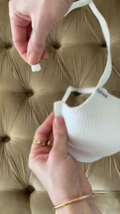 Fashion Daily Inspo | Bra hack 🤩 | Instagram Bra Hacks, Scarf Tying, March 21, Medium Hair, Medium Hair Styles, Bra, Hair Styles, Hair, On Instagram