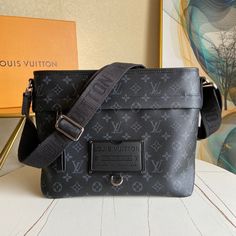 PRODUCT��DETAILS Includes Shipping bags, dustbag sleeper, care manual, booklet, tag. Designer Handbags Louis Vuitton, Lv Purse, Top Handbags, Bags For Men, Bags Black, Lv Handbags, Sierra Leone, Lv Bag, New Bag