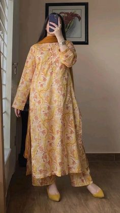 A Mirror Selfie, Kameez Designs, Traditional Outfit, Modest Dresses Casual