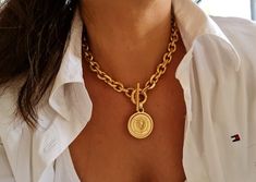 Gold Medallion Necklace, Chunky Gold Necklaces, Gold Link Necklace, Lion Necklace, Thick Chain Necklace, Lion Pendant, Gold Lion, Large Necklace, Gold Link Chain